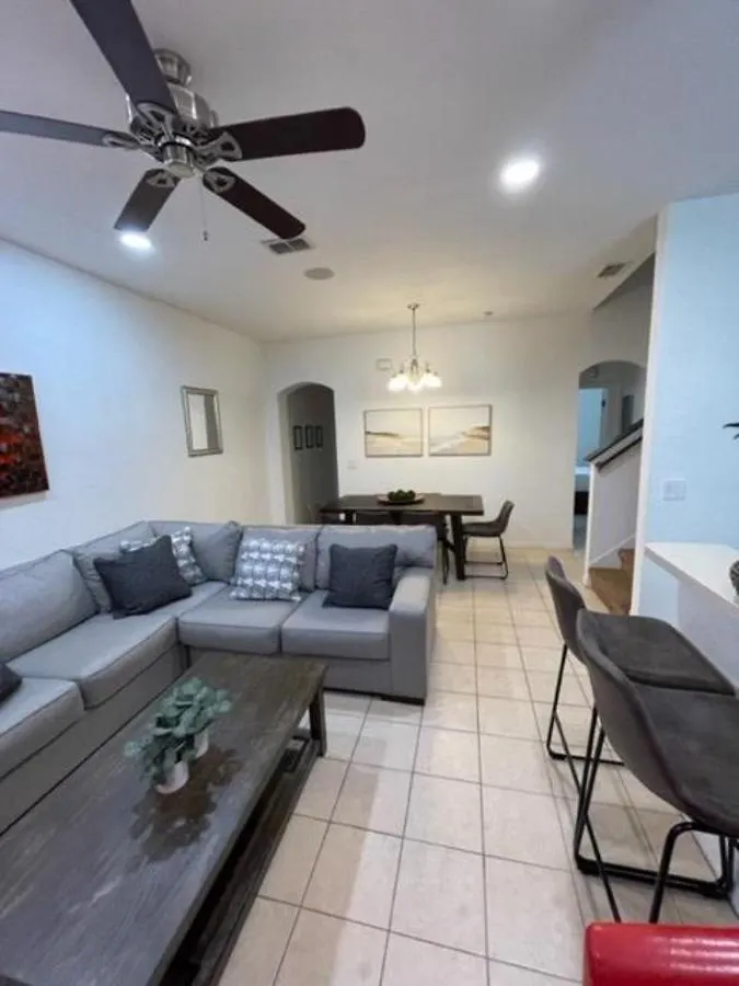 218 Miramar Townhouse Villa Davenport Holiday home
